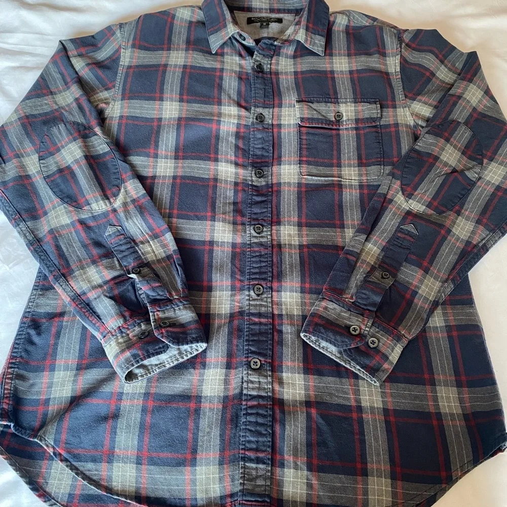 Banana Republic Men's Plaid Shirt - Navy and Red Luxe Flannel Slim Fir Size M - Picture 2 of 7